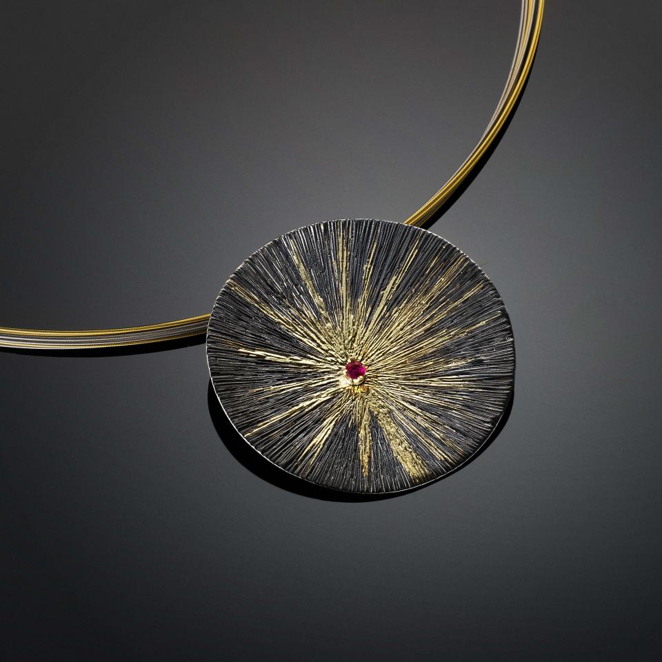 Rays necklace with pendant 12