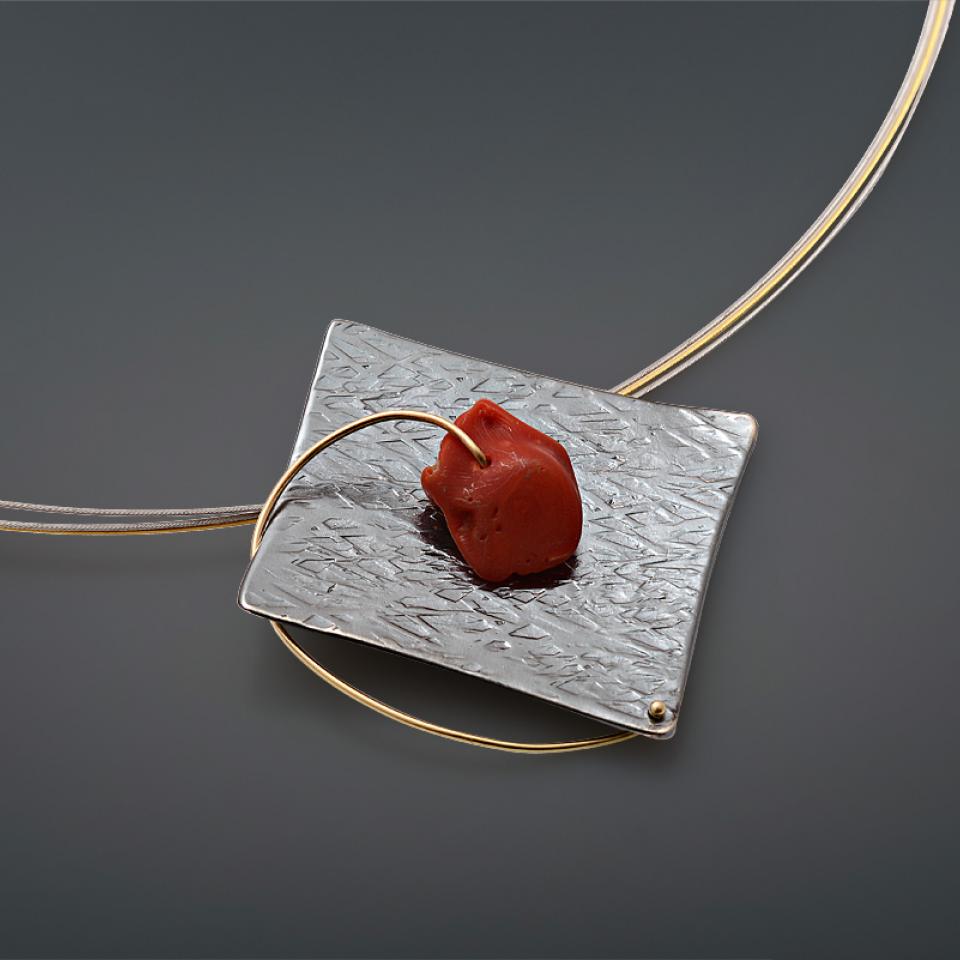 Textures necklace with pendant 44