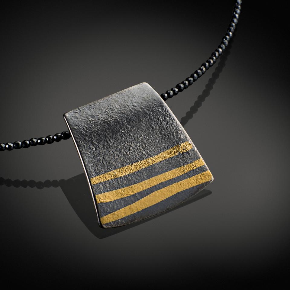 Parallels necklace with pendant 6